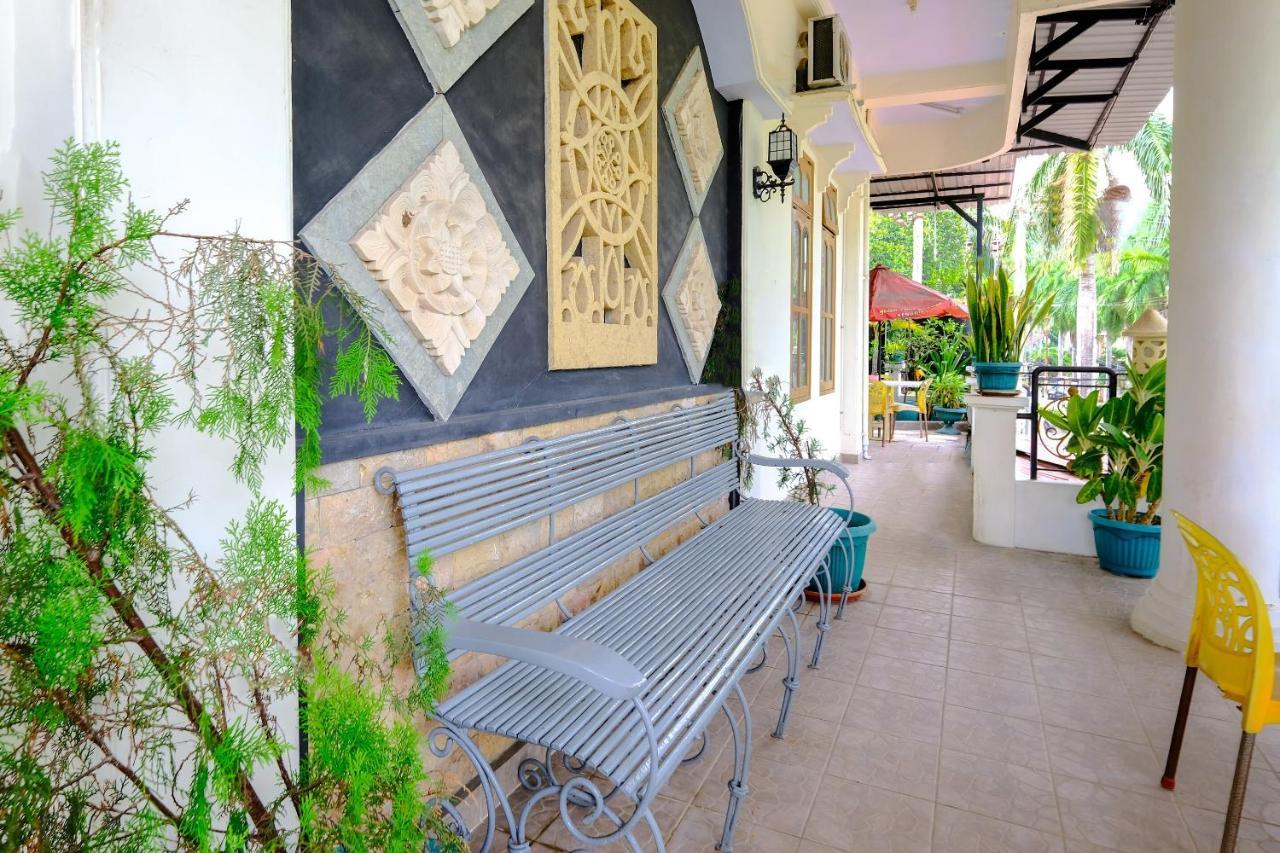 Oyo 3088 Green Valley House Senggigi Eksteriør bilde