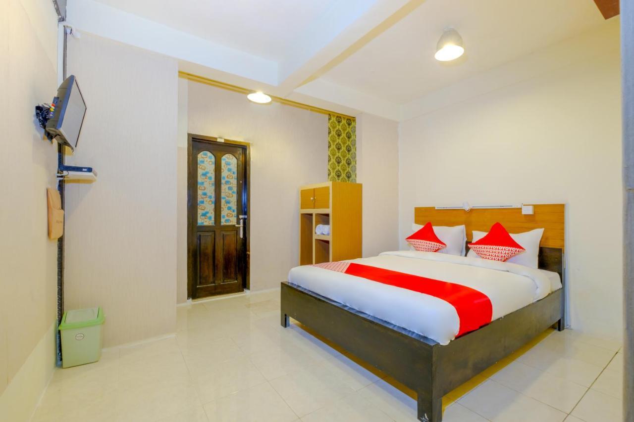 Oyo 3088 Green Valley House Senggigi Eksteriør bilde
