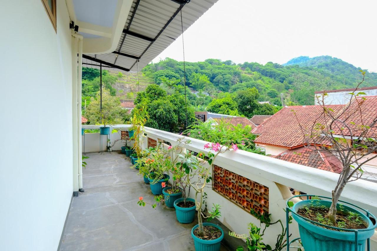 Oyo 3088 Green Valley House Senggigi Eksteriør bilde